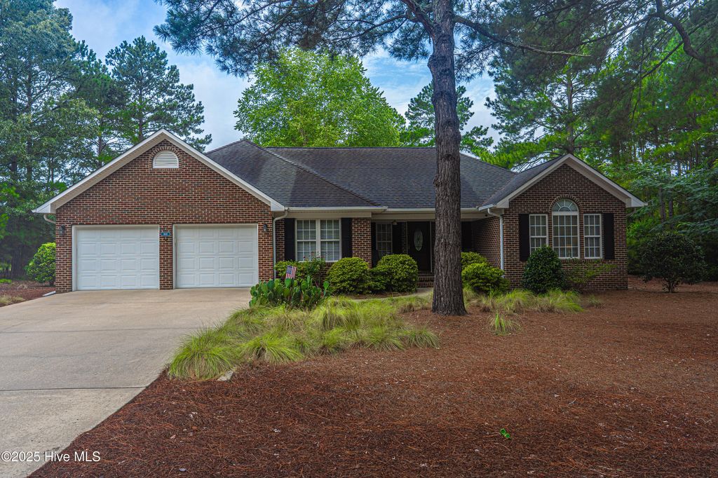 Photo of 800 Thrush Drive, Vass, NC 28394 (MLS # 100522506)
