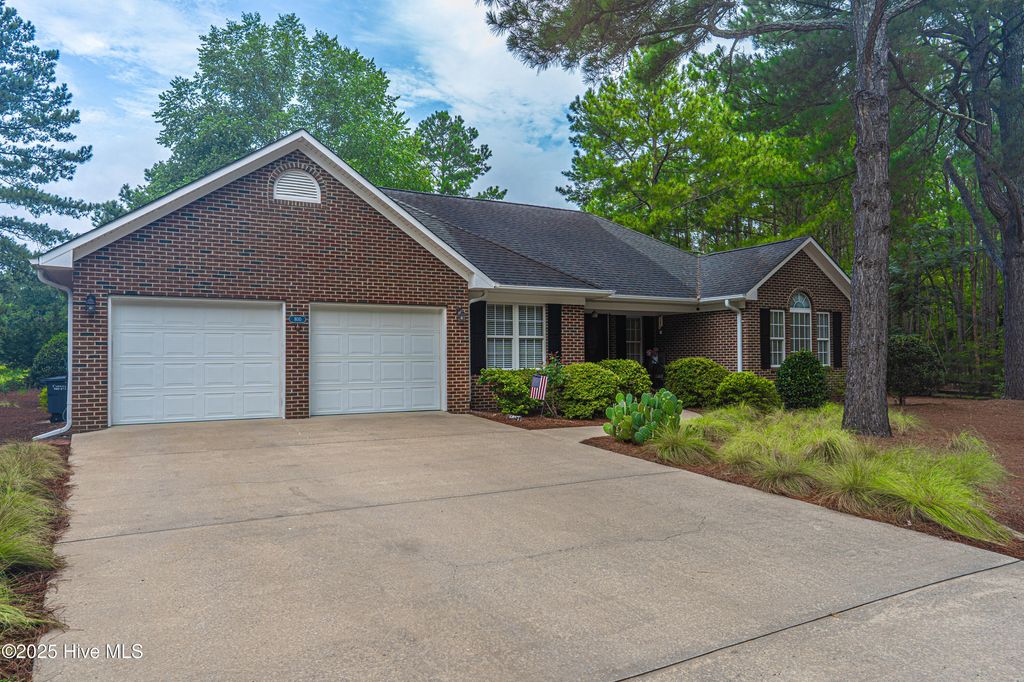 Photo of 800 Thrush Drive, Vass, NC 28394 (MLS # 100522506)