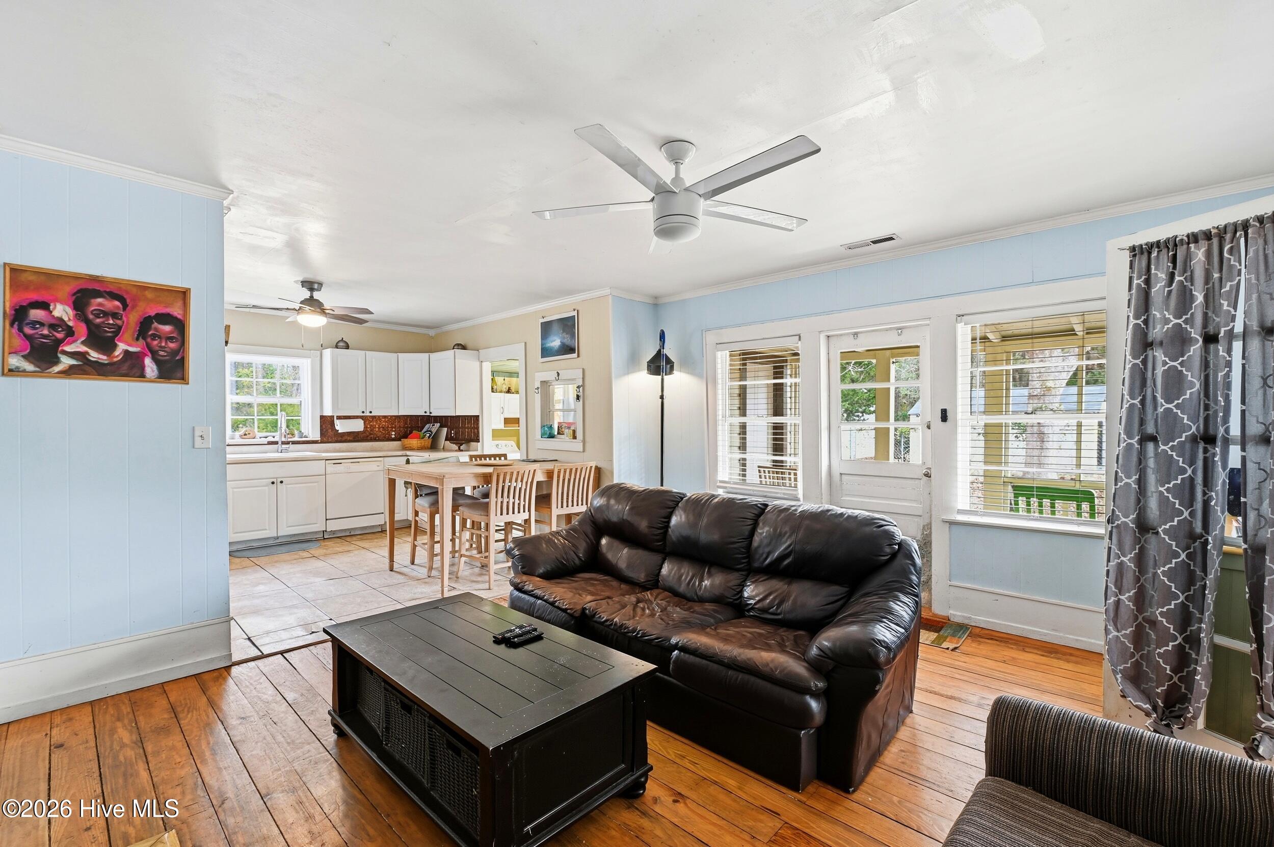 2072 Boones Neck Road SW