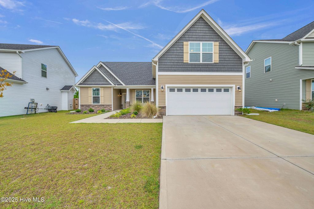 Photo of 1109 Terraces Lane, Hampstead, NC 28443 (MLS # 100532554)