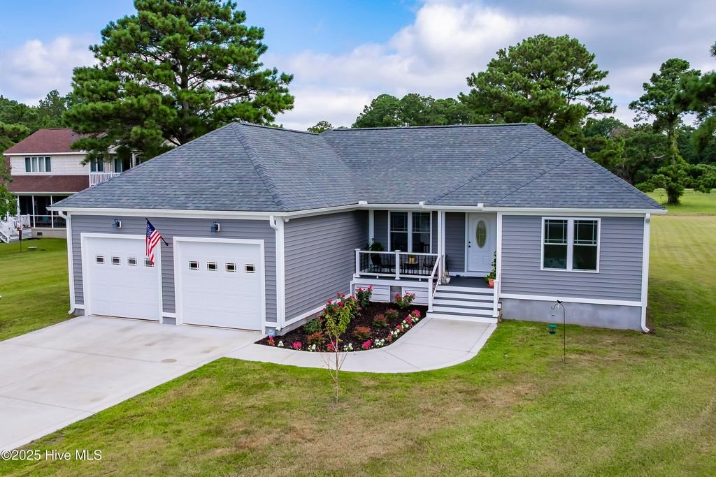 Photo of 6023 Dolphin Road, Oriental, NC 28571 (MLS # 100517464)