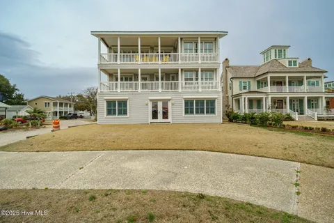 MLS: 100492687