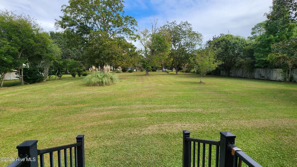 Photo of 2547 Highway 70, Beaufort, NC 28516 (MLS # 100535757)