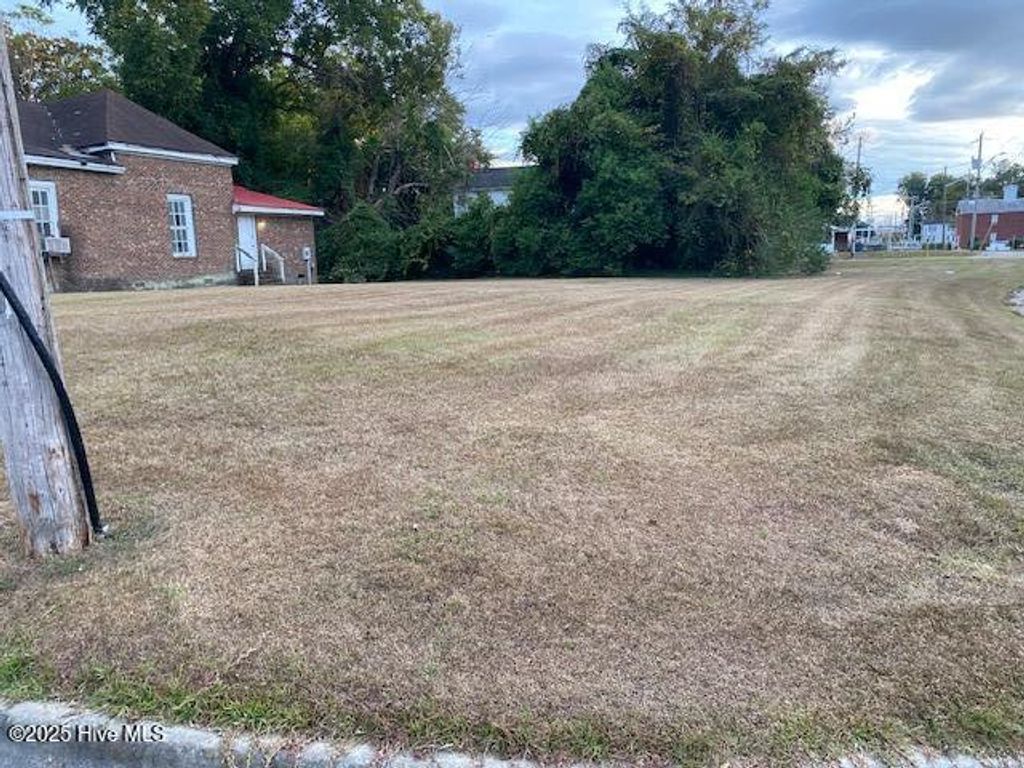 Photo of 0 E 7th Street, Washington, NC 27889 (MLS # 100537114)