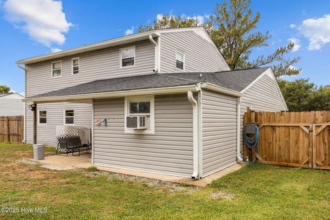 Tiny photo for 145 White Oak Boulevard, Jacksonville, NC 28546 (MLS # 100539881)