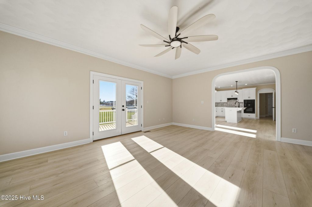 Photo of 183 Mariners Way, Moyock, NC 27958 (MLS # 100543345)