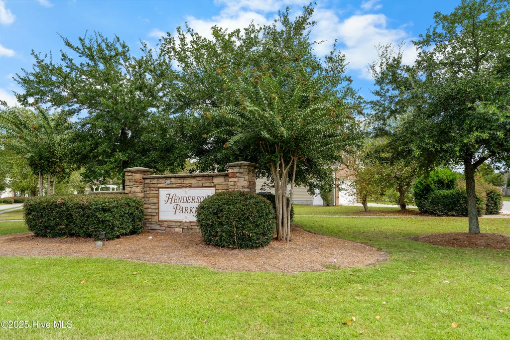 Photo of 5015 Trumpet Vine Way, Wilmington, NC 28412 (MLS # 100530341)