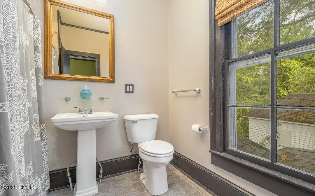 Goldsboro, North Carolina 27530, United States, 4 Bedrooms Bedrooms, ,3 BathroomsBathrooms,Residential,Active,146391