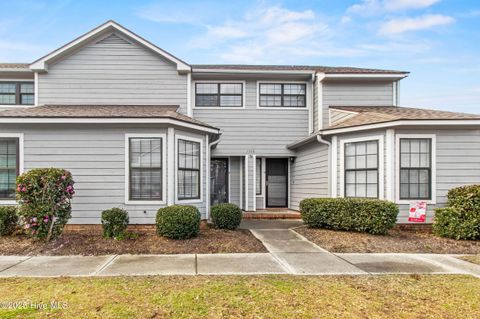 Photo of 1743 S 41st Street #Apt G, Wilmington, NC 28403 (MLS # 100540699)