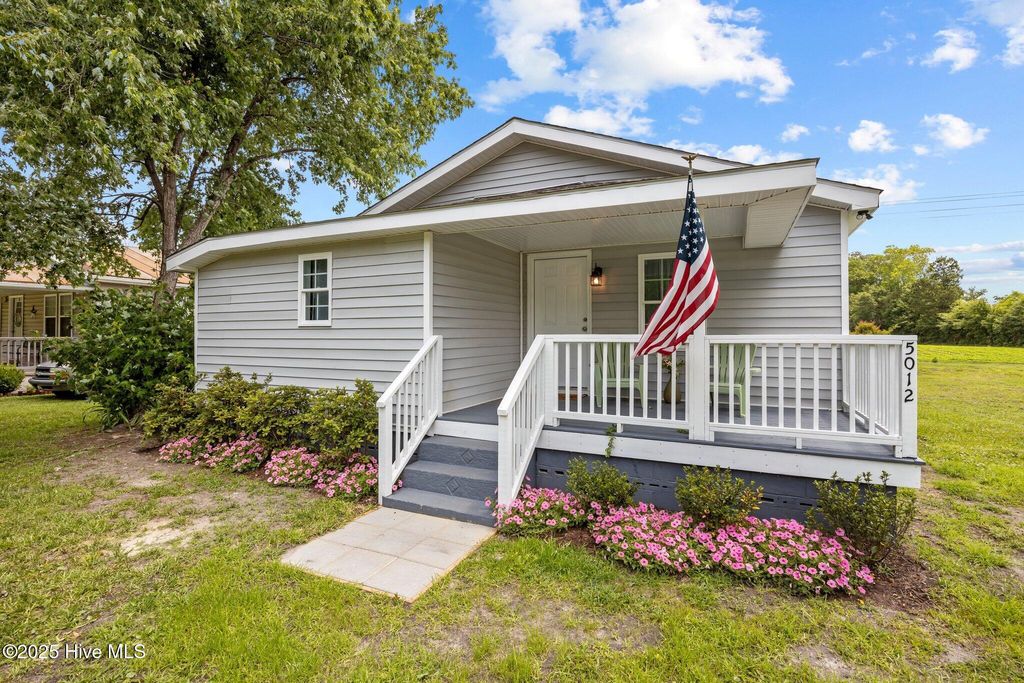 Photo of 5012 Highway 101, Newport, NC 28570 (MLS # 100513046)