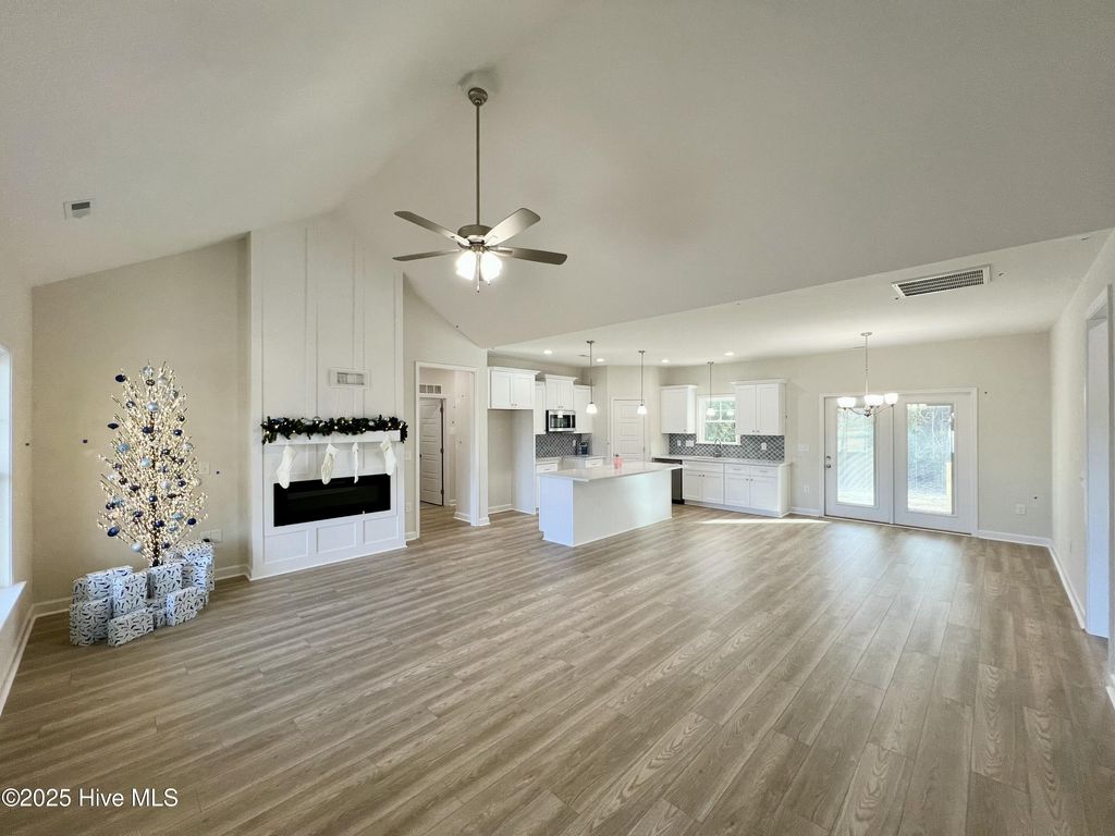 Photo of 302 Creeks Edge Drive, Pikeville, NC 27863 (MLS # 100534972)