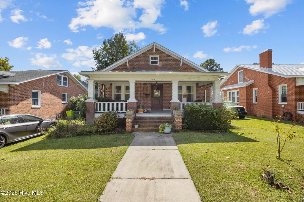 Photo of 1519 Rhem Avenue, New Bern, NC 28560 (MLS # 100535552)
