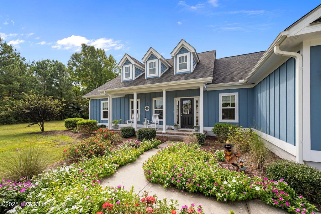 Photo of 128 Kings Harbor Drive, Holly Ridge, NC 28445 (MLS # 100531280)