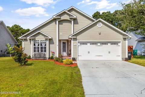 Single Family Residence in Hubert NC 430 Boysenberry Lane.jpg