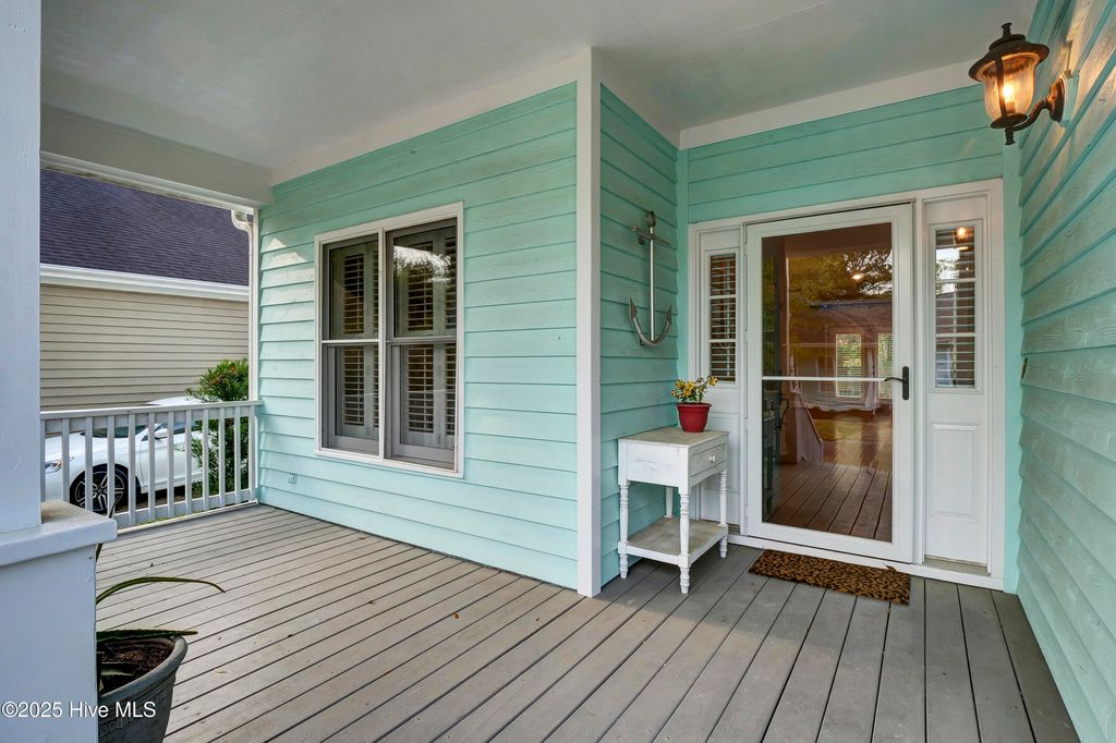 Photo of 5622 Shell Road Village Drive, Wilmington, NC 28403 (MLS # 100512384)