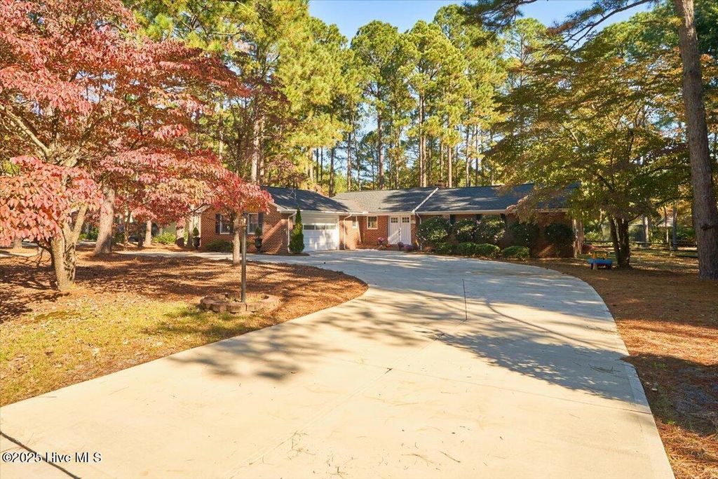 Photo of 4 Harmon Drive, Whispering Pines, NC 28327 (MLS # 100540292)
