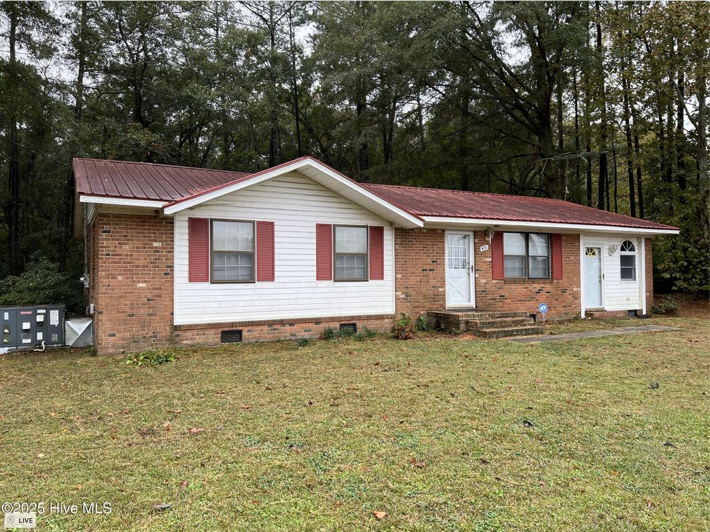 Photo of 471 John Mark Road, Clinton, NC 28328 (MLS # 100538605)
