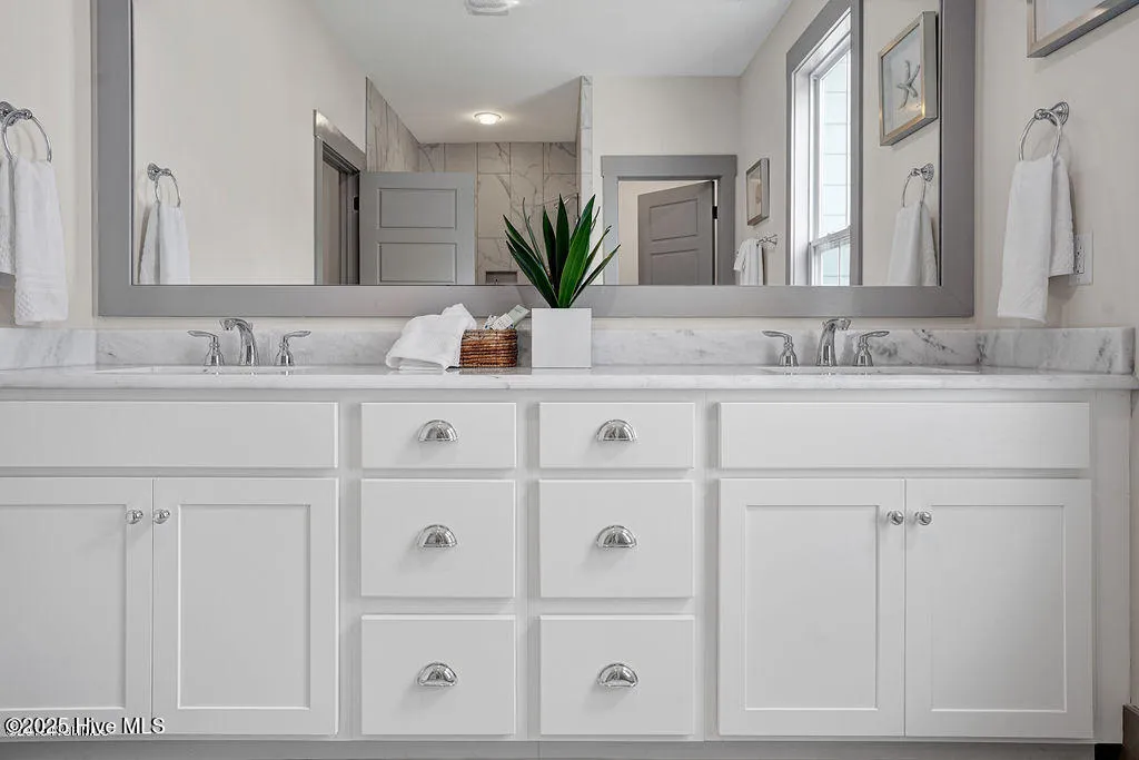 Leland, North Carolina 28451, United States, 3 Bedrooms Bedrooms, ,3 BathroomsBathrooms,Residential,Active,84596