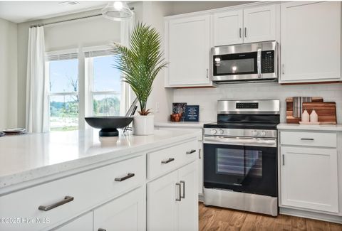 Tiny photo for 101 Harvest Meadow Crossing, Jacksonville, NC 28546 (MLS # 100535956)