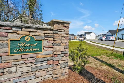 Tiny photo for 101 Harvest Meadow Crossing, Jacksonville, NC 28546 (MLS # 100535956)