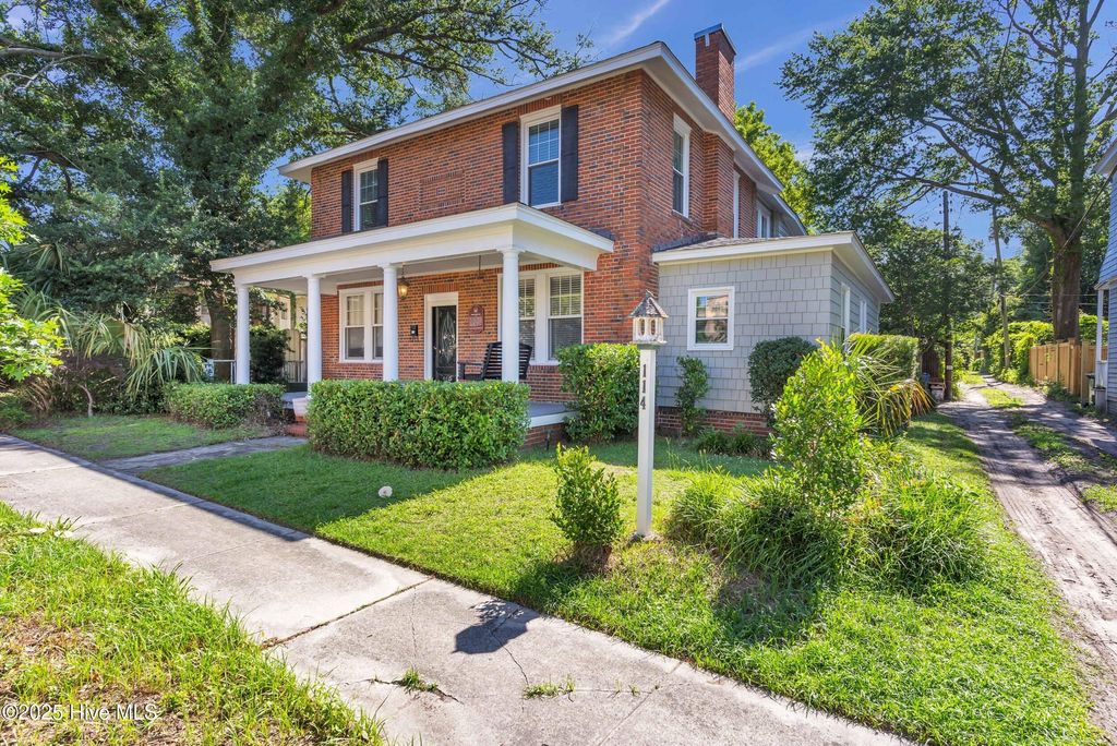 Photo of 114 N 16th Street, Wilmington, NC 28401 (MLS # 100514178)