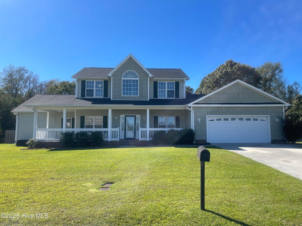 Photo of 116 Lafitte Drive, Hubert, NC 28539 (MLS # 100536848)