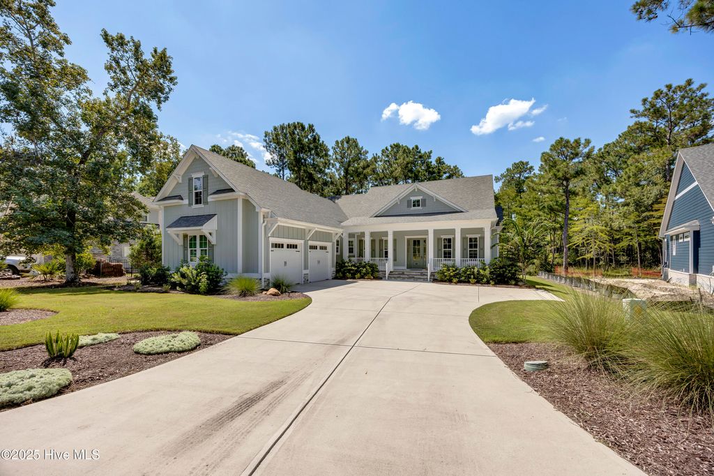 Photo of 469 Woodbury Court SE, Bolivia, NC 28422 (MLS # 100526837)