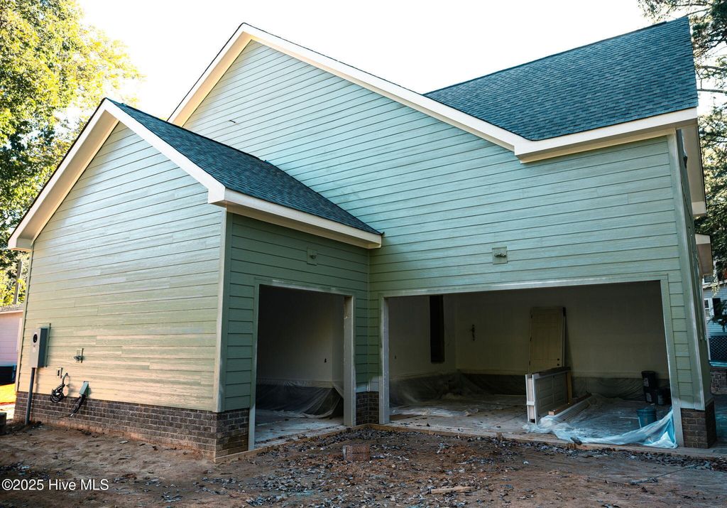 Photo of 245 W Connecticut Avenue, Southern Pines, NC 28387 (MLS # 100533709)