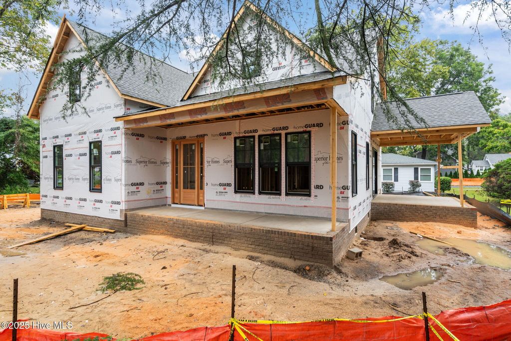 Photo of 245 W Connecticut Avenue, Southern Pines, NC 28387 (MLS # 100533709)