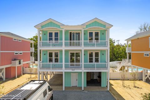 A home in Oak Island