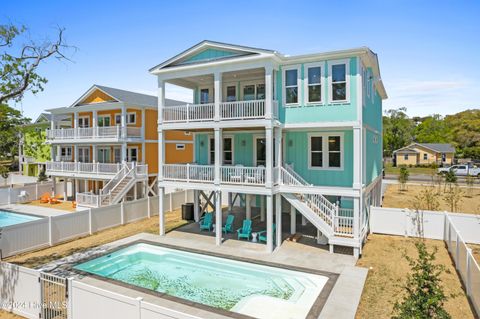 A home in Oak Island