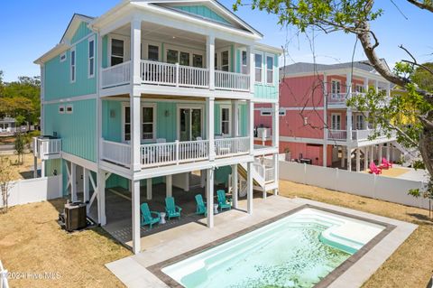 A home in Oak Island