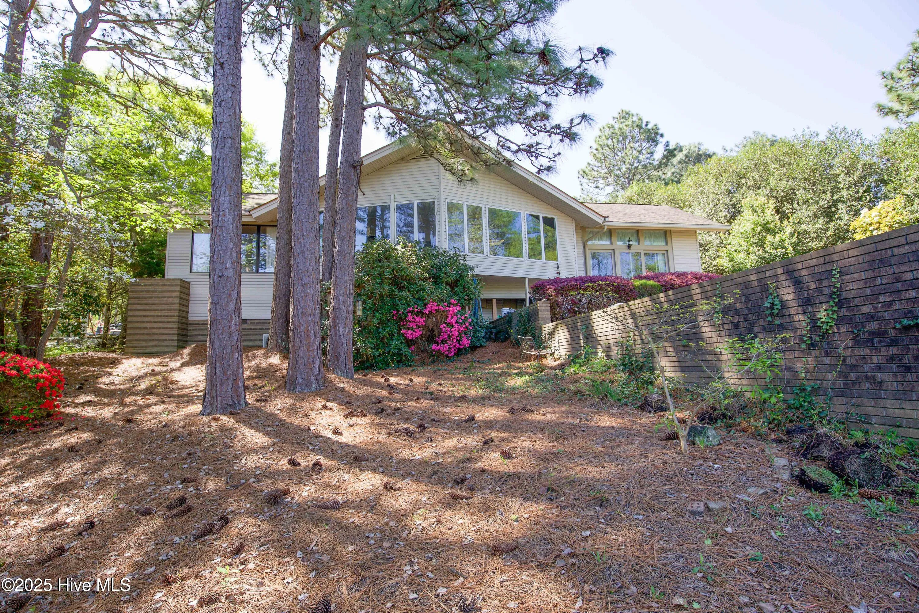 West End, North Carolina 27376, United States, 3 Bedrooms Bedrooms, ,3 BathroomsBathrooms,Residential,Active,110737