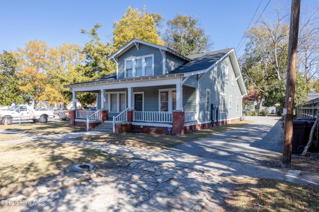 Photo of 407 St Andrew Street, Tarboro, NC 27886 (MLS # 100540618)