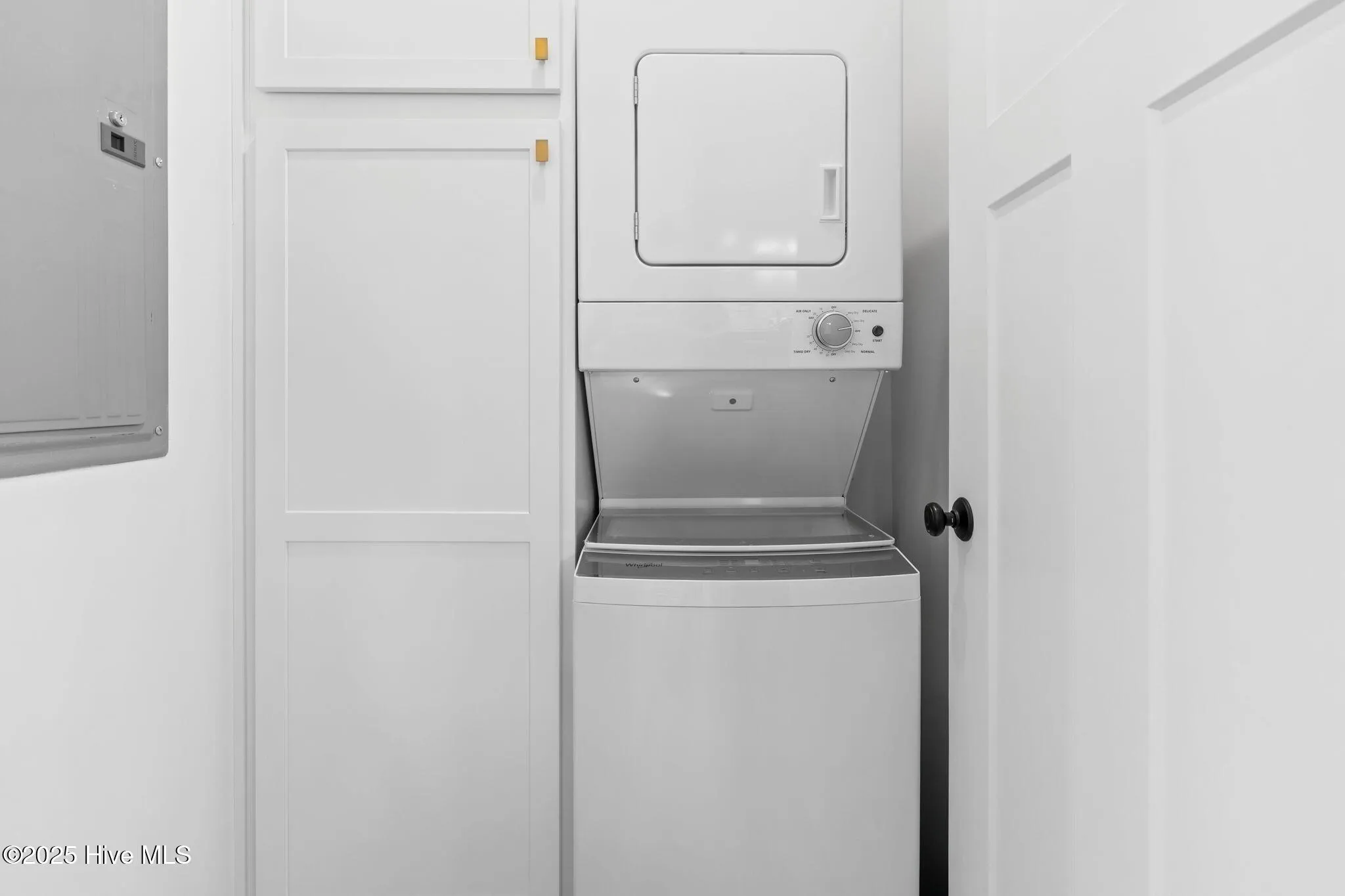 Oak Island, North Carolina 28465, United States, 4 Bedrooms Bedrooms, ,4 BathroomsBathrooms,Residential,Active,210913