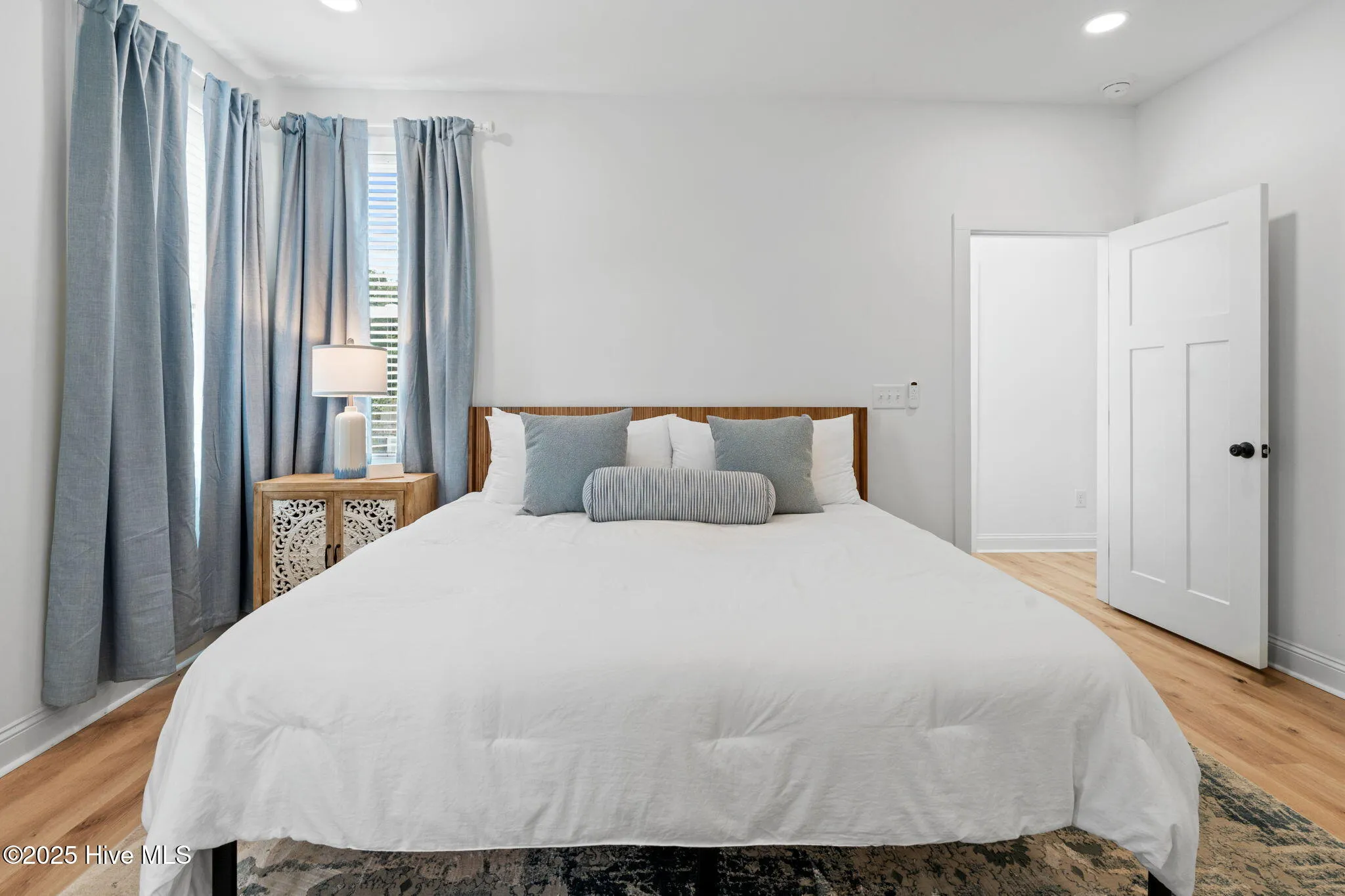 Oak Island, North Carolina 28465, United States, 4 Bedrooms Bedrooms, ,4 BathroomsBathrooms,Residential,Active,210913