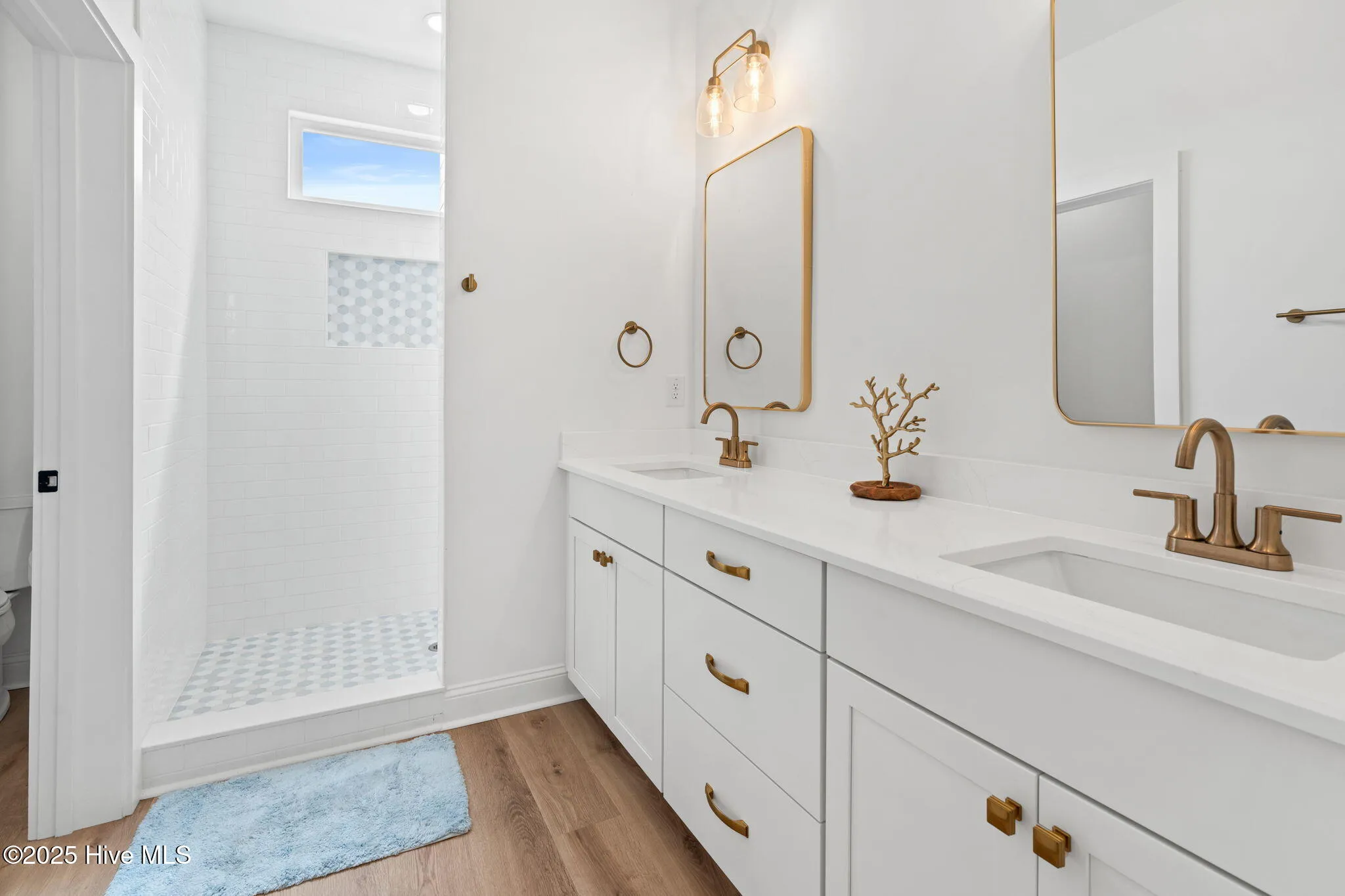 Oak Island, North Carolina 28465, United States, 4 Bedrooms Bedrooms, ,4 BathroomsBathrooms,Residential,Active,210913