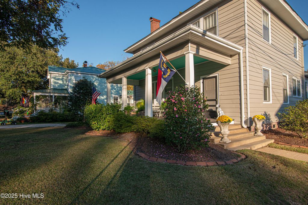 Photo of 1101 N Market Street, Washington, NC 27889 (MLS # 100540069)