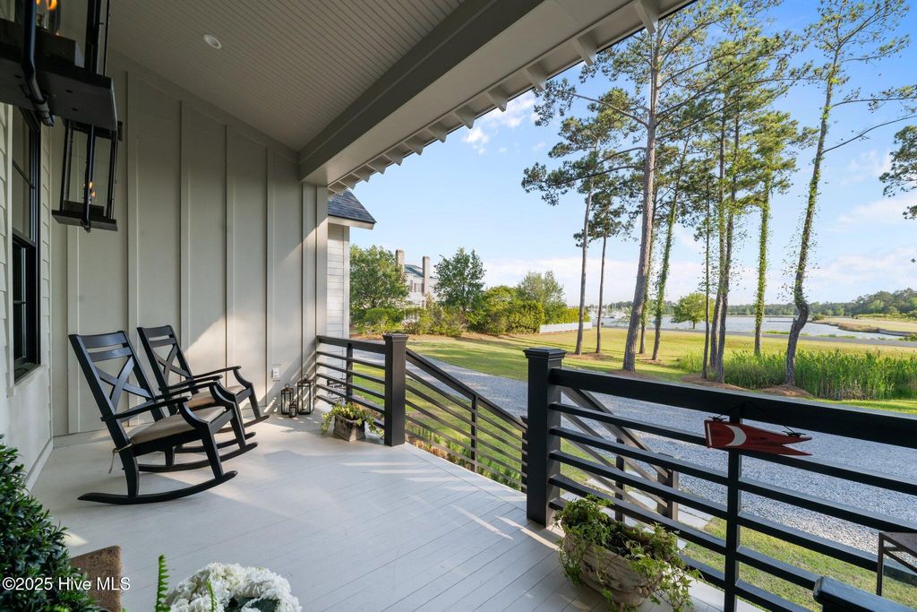 Photo of 628 E Harborside Road, Oriental, NC 28571 (MLS # 100504903)