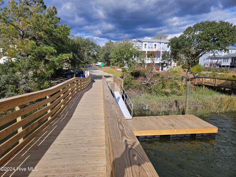 A home in Oak Island