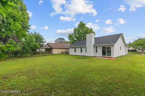 Single Family Residence in Jacksonville NC 470 Hunting Green Drive 34.jpg