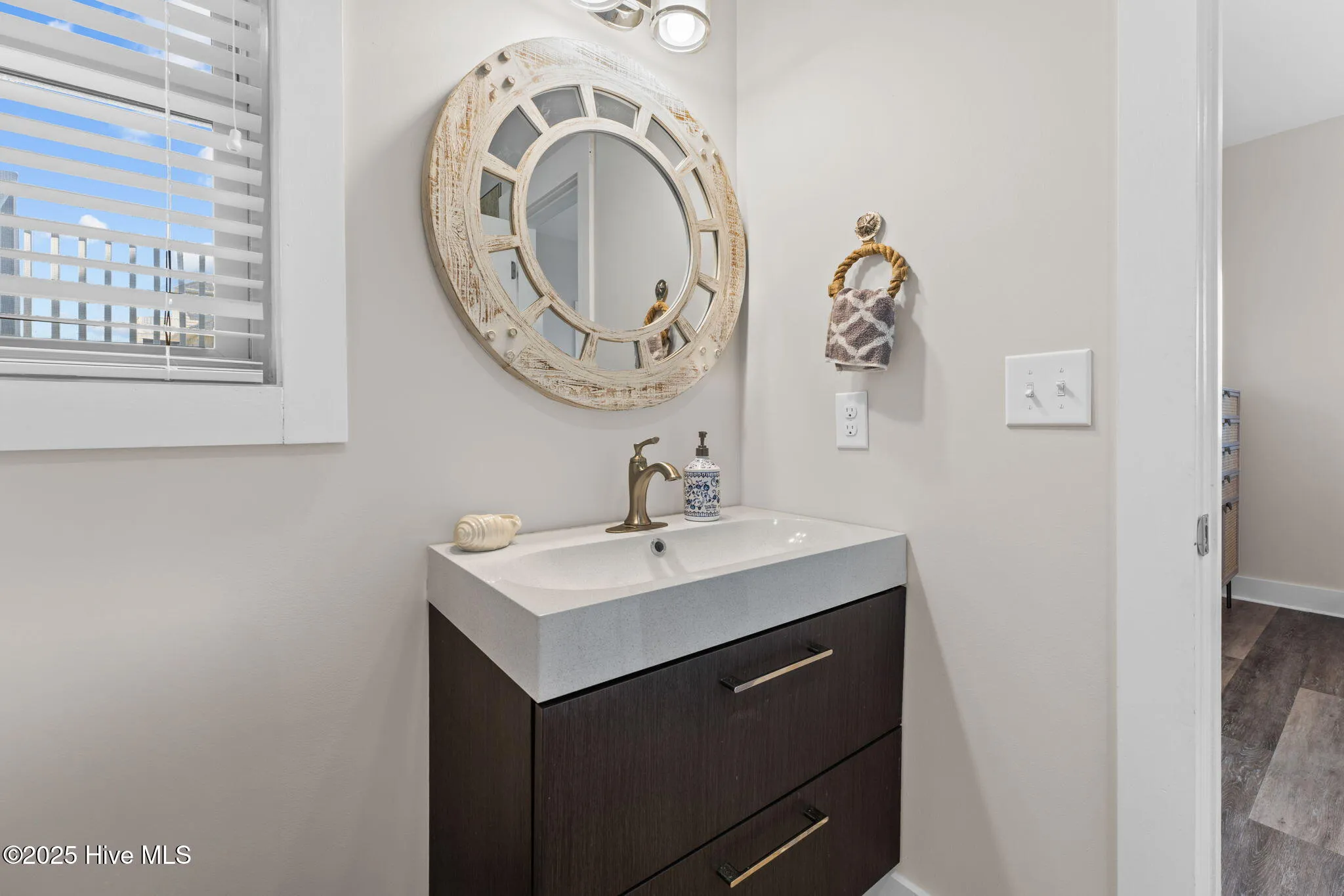 Sneads Ferry, North Carolina 28460, United States, 4 Bedrooms Bedrooms, ,4 BathroomsBathrooms,Residential,Active,183277