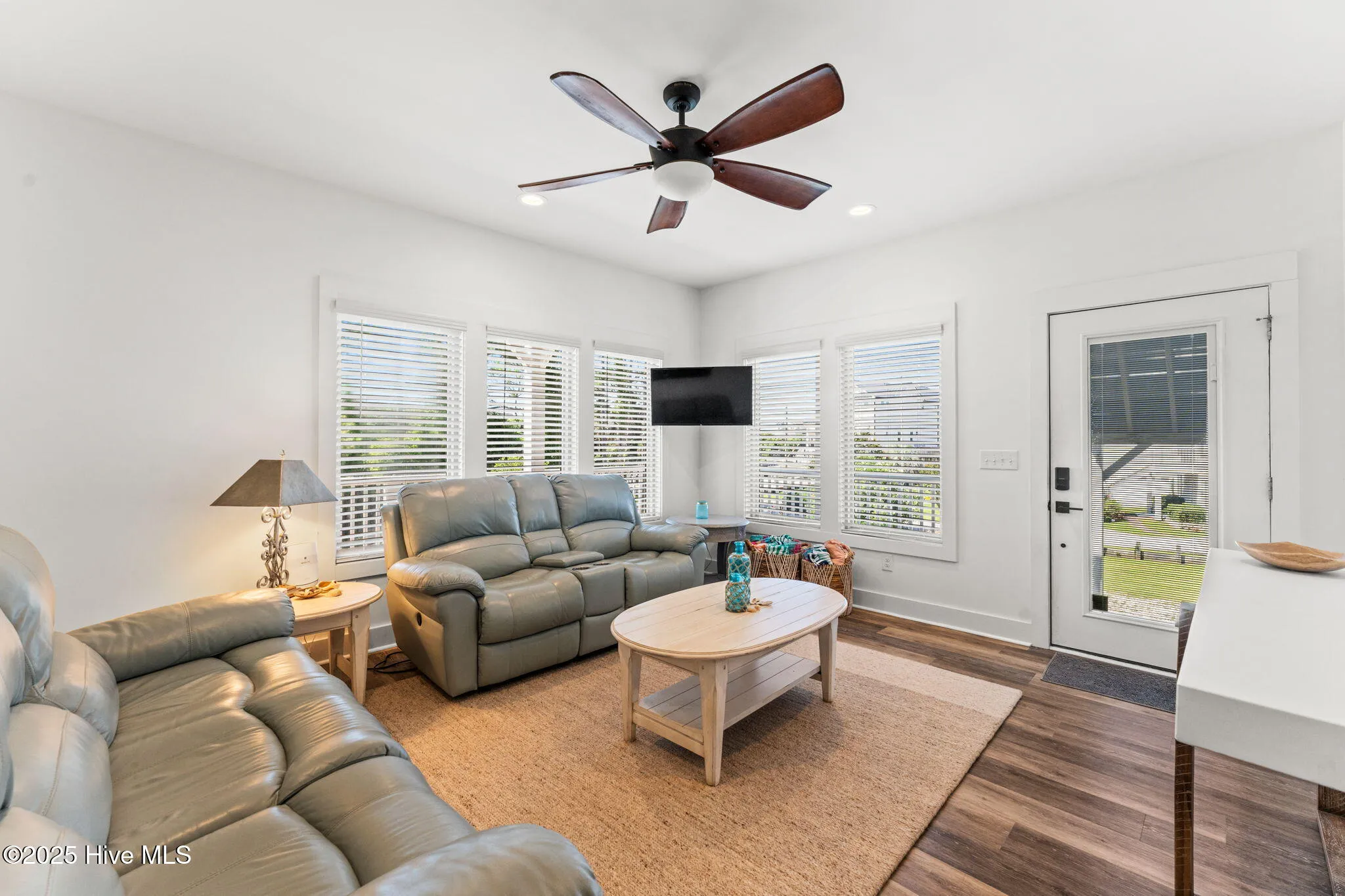 Sneads Ferry, North Carolina 28460, United States, 4 Bedrooms Bedrooms, ,4 BathroomsBathrooms,Residential,Active,183277