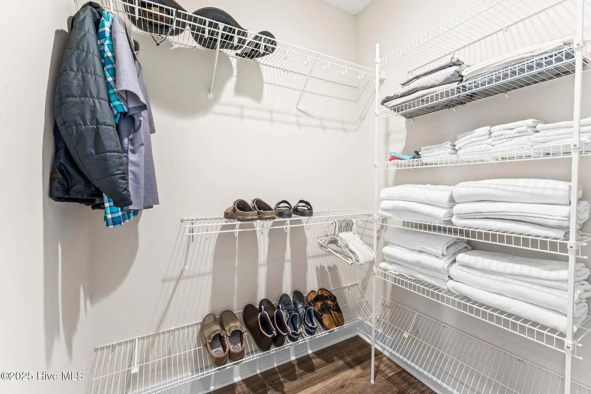 Sneads Ferry, North Carolina 28460, United States, 4 Bedrooms Bedrooms, ,4 BathroomsBathrooms,Residential,Active,183277