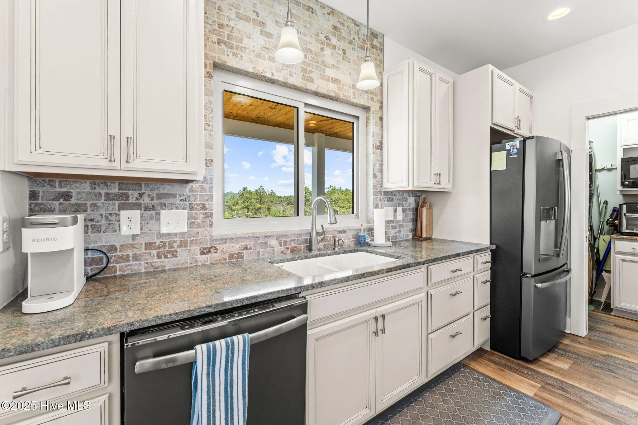 Sneads Ferry, North Carolina 28460, United States, 4 Bedrooms Bedrooms, ,4 BathroomsBathrooms,Residential,Active,183277