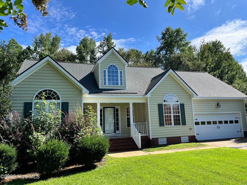 Photo of 414 Ash Lily Court, Nashville, NC 27856 (MLS # 100524975)