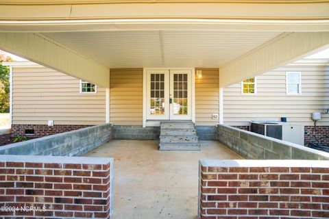 A home in Elizabeth City