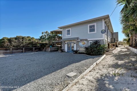 A home in Topsail Beach