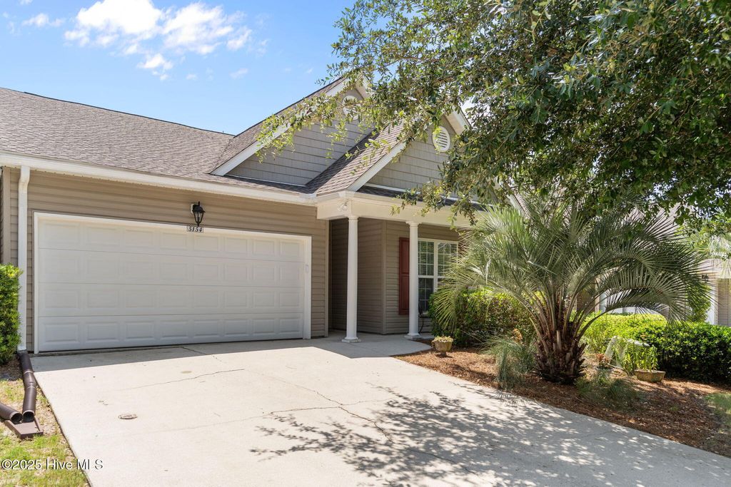 Photo of 5154 Elton Drive SE, Southport, NC 28461 (MLS # 100522397)