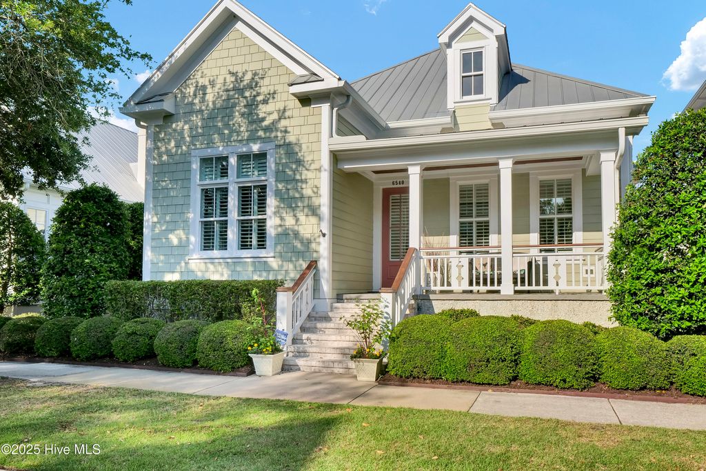 Photo of 6540 Chalfont Circle, Wilmington, NC 28405 (MLS # 100504953)